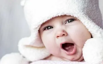 به این دلیل جلوی خمیازه کشیدن را نگیرید!