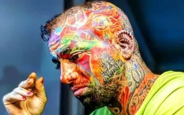 نظر امیر تتلو در مورد آزاده نامداری؛ جرات نداریم زندگی کنیم! 