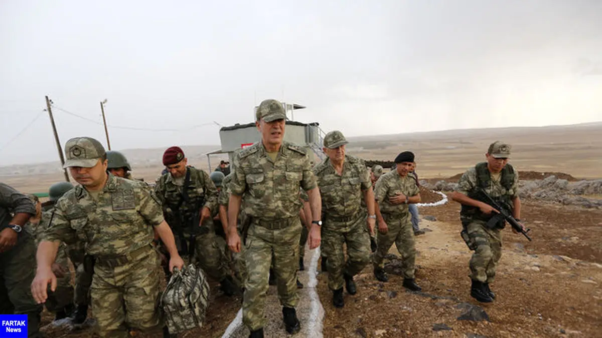 بازدید وزیر دفاع ترکیه از نزدیکی مرزهای سوریه