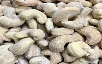 بادام هندی باعث لاغری می‌شود؟

