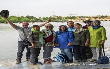  قاب هایی پُر از توریست 