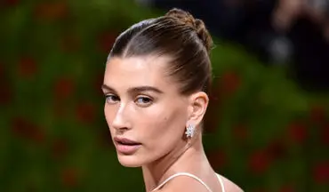 میکاپ پاییزی به سبک هیلی بیبر: راز درخشندگی و طبیعی بودن