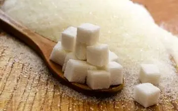 
وزارت بهداشت: قند و شکر را گران کنید!