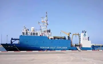 کاوشگر خلیج فارس در کیش پهلو گرفت