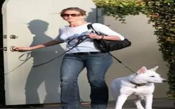 خانه ۴ میلیاردی، هدیه زن بازیگر به سگش! + عکس