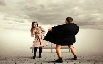 اختلال نمایشگری جنسی یا عورت نمایی چیست؟
