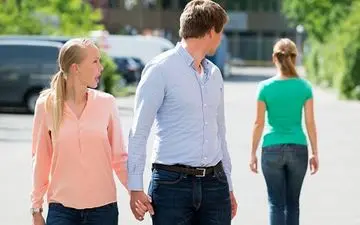 راههای تشخیص خواستگار چشم چران