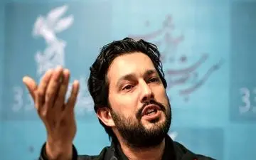 عکس جالب حامد بهداد در حال شستن موهای اسطوره بازیگری بهروز وثوقی!