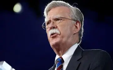 بولتون: ترامپ بی‌سروصدا از قدرت کنار نمی‌رود