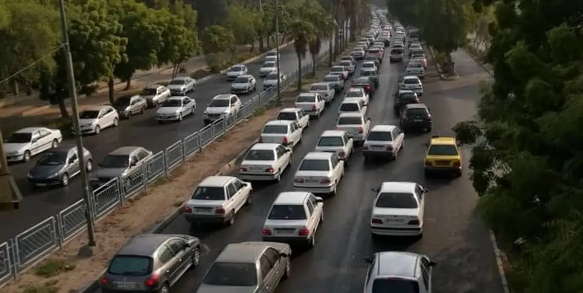ترافیک فوق سنگین در محورهای هراز و فیروزکوه / هم وطنان سفر خود را به فردا موکول کنند