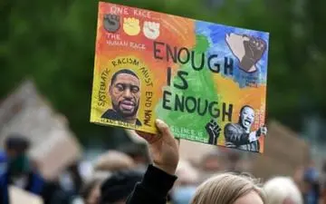 
پارلمان اروپا،نژادپرستی و خشونت پلیس در آمریکا را محکوم کرد
