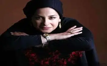 تیپ متفاوت «سیما تیرانداز» در ماشینش