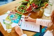 سفره‌ای برای تندرستی؛ نقش تغذیه در طب سنتی ایرانی