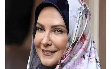 کفتر بازی لعیا زنگنه با سر و وضع عجیب + عکس 