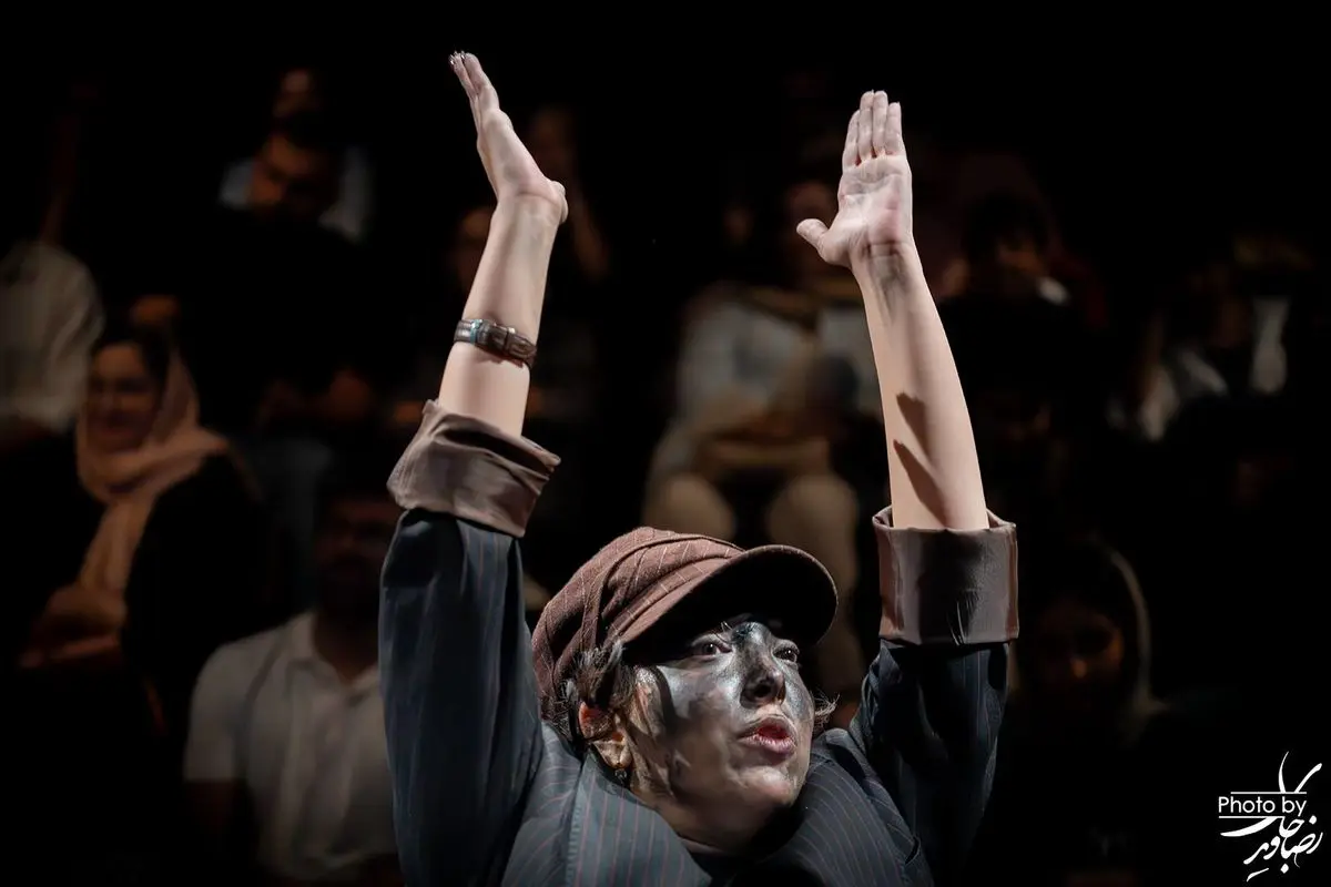 نمایش «شب» در سه روز پایانی هفته دو اجرایی شد