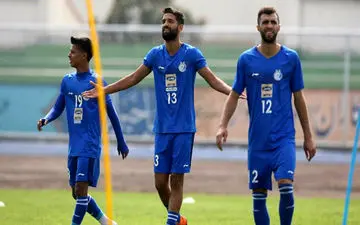 لباس عجیب بازیکنان استقلال در تمرین امروز + عکس