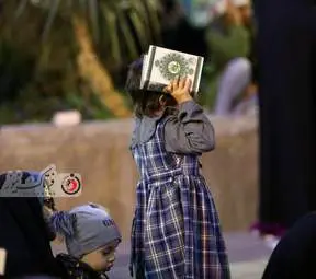 گزارش تصویری از  شب بیست و یکم ماه مبارک رمضان در گلستان شهدای اصفهان