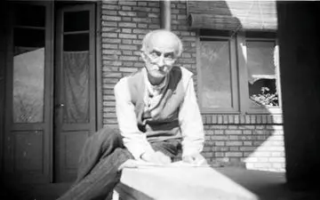  دستوری برای نجات خانه پدر شعر نو ایران 