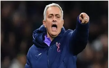 فرصت ۲ هفته ای مورینیو برای فرار از اخراج