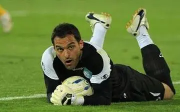 دروازه‌بان یاغی استقلال و پرسپولیس در سودای مربیگری 