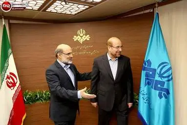 حاشیه هایِ دومین مناظره کاندیداهای ریاست جمهوری + تصاویر
