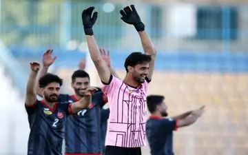 بازیکن پرسپولیس به فولاد خوزستان پیوست