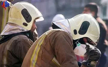 بزرگداشت شهدای آتش‌نشان در سی و هشتمین راهپیمایی 22 بهمن