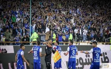 استقلال همچنان به پرسپولیس هدیه می دهد | همه چیز در دست سرخ ها 