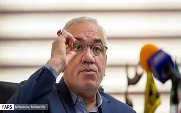  لطیفی:به فتح‌الله زاده فرصت بدهند ستاره سوم هم می‌آید/  استقلال حق خسرو حیدری‌ها است 