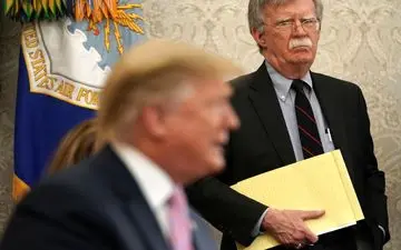 بولتون: آمریکا پریشان است