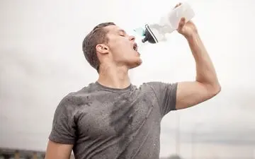 ۲۷ سلاح طلایی برای شکست گرمای تابستان! از خنک‌کاری فوری تا تغذیه نجات‌بخش