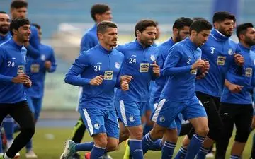 جلسه فنی شفر با بازیکنان و حضور میهمانان ویژه