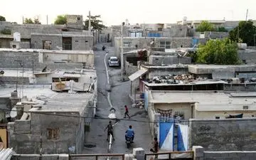 حاشیه‌نشینان خانه‌دار می‌شوند
