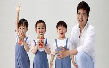 سه قلوهای با مزه‌ بازیگر مشهور 