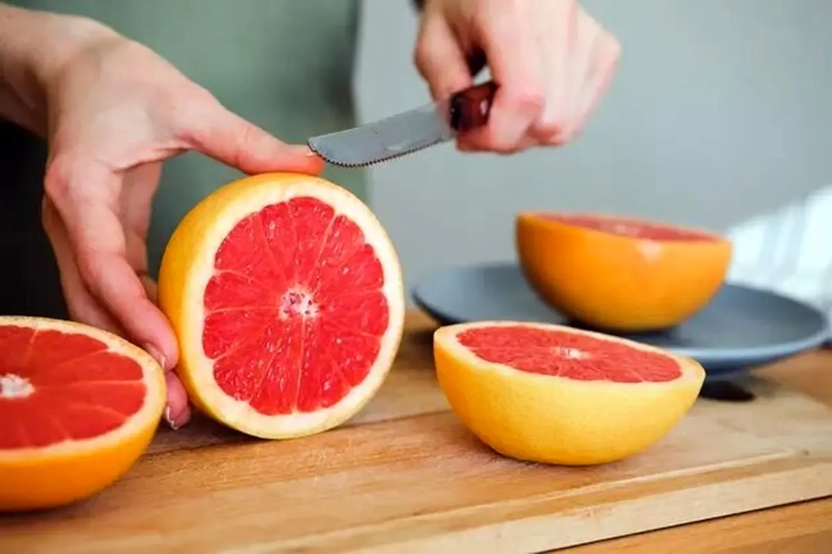 این میوه درمان تمام دردهاست و با انباشت چربی مبارزه میکند