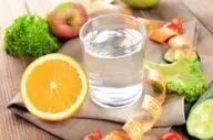 نوشیدن آب بعد از میوه چه مشکلاتی را به همراه دارد؟