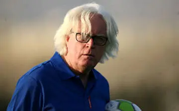 خودروی شیک در اختیار سرمربی استقلال +عکس