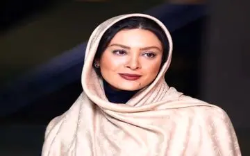 گوشی چهار میلیونی‌ بازیگر زن ایرانی! +عکس