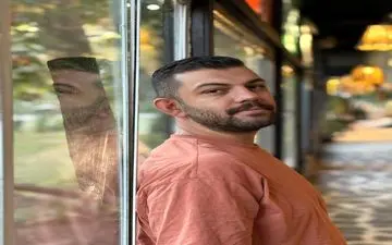 حامد پورمحمد با "چرندیات دراماتیک" در تماشاخانه هما به صحنه می‌آید