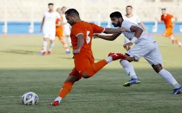 مصاف نیروی زمینی و شهرداری بندرعباس به میزبانی غدیر تهران