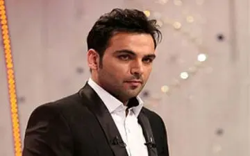  احسان علیخانی: همکاران پشت صحنه ماه عسل را دعوا نمی‌کنم، تذکر می‌دهم!