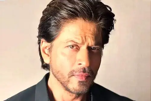 امضاهای شخصی شاهرخ خان در استایلش