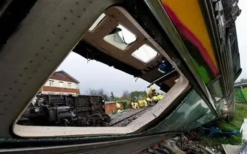 52 کشته و زخمی در حادثه ریلی پرتغال