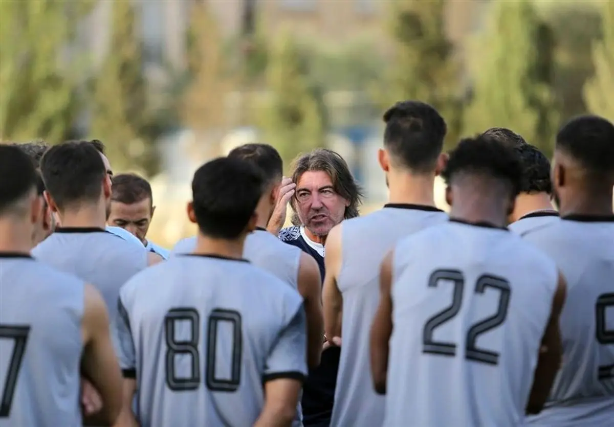 آغاز دوباره تمرینات استقلال پس از تعطیلات فیفادی