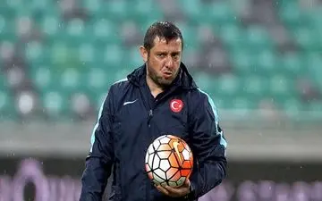 مورینیو، قربانی سرمربی پرسپولیس؟ انتقادهای شدید از سرمربی پرتغالی فنرباغچه!