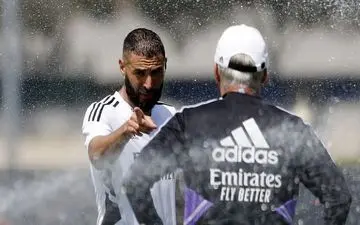 واکنش بنزما به ادعای وزیر: دروغ است، شکایت می‌کنم