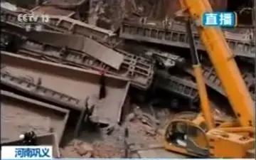 خروج مرگبار قطار از ریل در چین +فیلم 