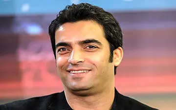 نظر منوچهر هادی در مورد بازیگر و کارگردان سریال یاغی