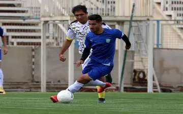  هافبک ماشین به بازی با تراکتور می‌رسد