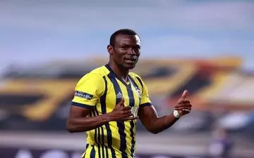 ۴ میلیون یورو برای تیام؛ استقلال دست‌به‌جیب می‌شود؟